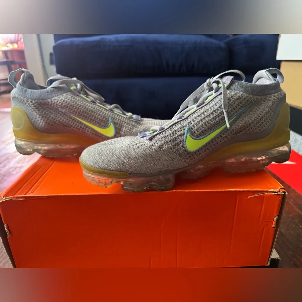 Nike AIR VAPORMAX 2021 FK Grey Size 10.5 Used - Picture 2 of 8